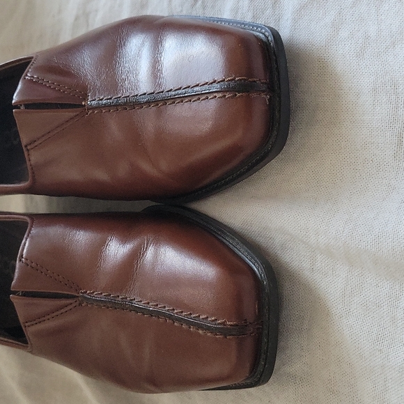 ECCO BROWN LEATHER LOAFERS size 37 - Picture 7 of 9